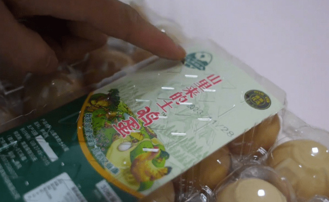 小伙买1盒土鸡蛋细看变“土”鸡蛋 属于误导消费者吗