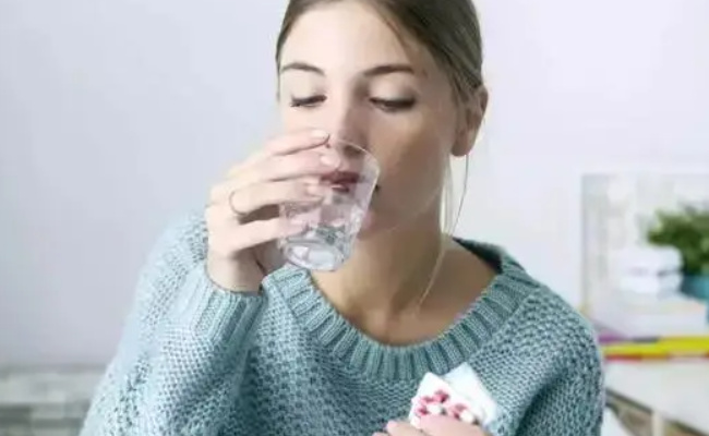 ​感冒了多喝水有助于身体恢复吗