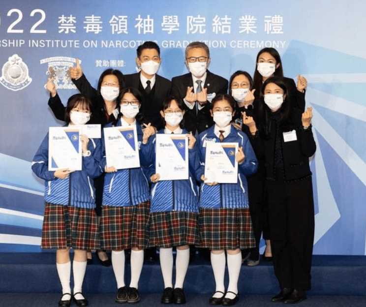 刘德华丧父之后露面复工 胡子拉碴憔悴之态难掩