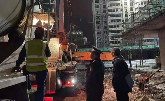 夜间施工扰民频频被投诉 赶工与休息如何兼顾