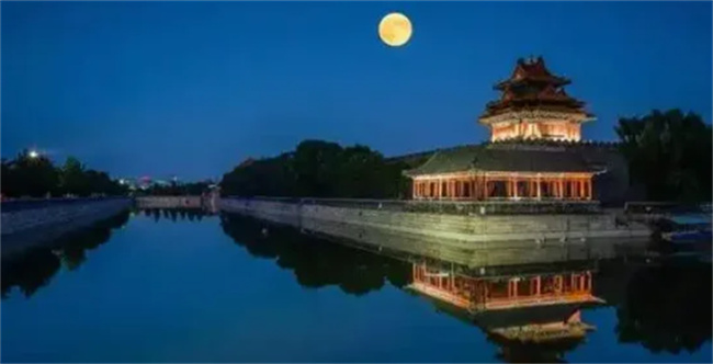 近水楼台先得月什么意思 近水楼台先得月下一句
