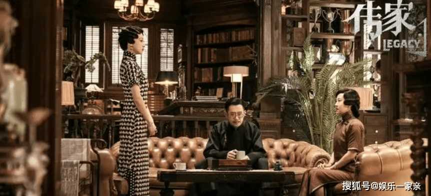 《传家》席维安卧底身份曝光,竟是仇敌出手救了他 难怪黄莹如会跟他走