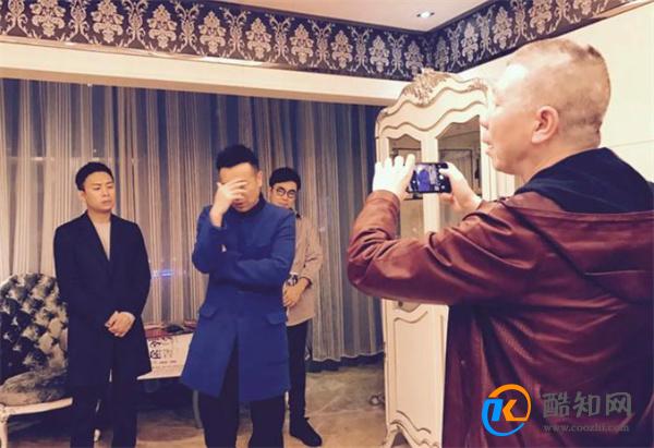 杨丽萍团队跳科目三引热议_酷知科普