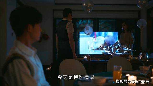《鸣龙少年》第13集惊心动魄！奶奶离世李燃辍学当校霸 沈耀尽说7字让他悔过