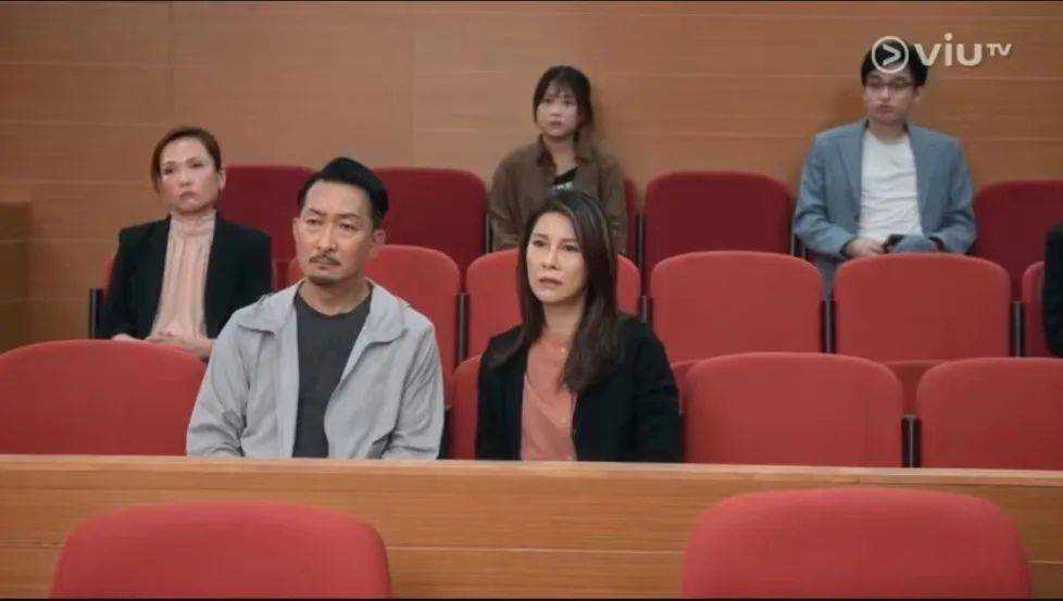 娱乐圈震惊!46岁女演员烧炭自杀 曾是亚洲小姐