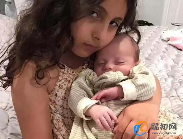 亚裔夫妇重金试管却诞下白人婴儿 试管婴儿合法吗