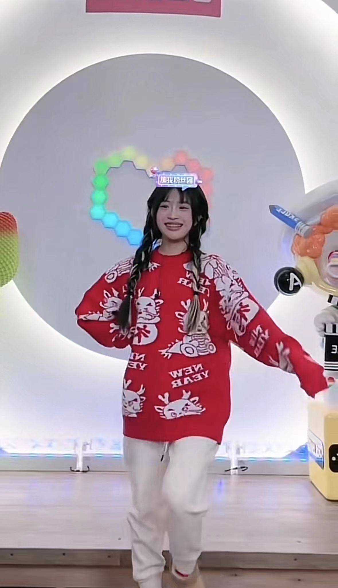小杨哥徒弟复播销售额近千万 风格大变不再哗众取宠