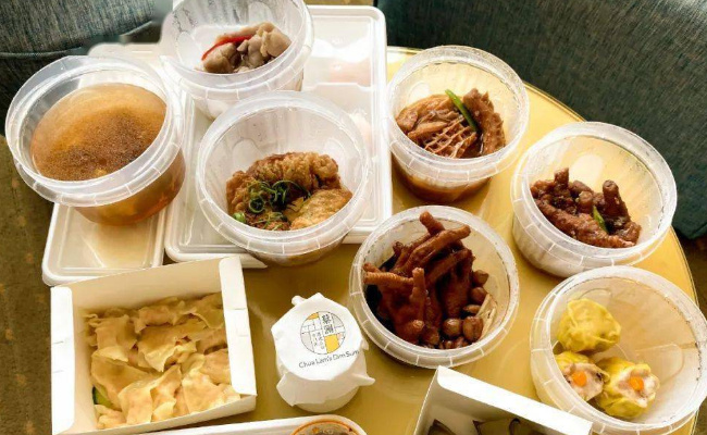 ​女子半年吃出200多次异物被刑拘，这是为何