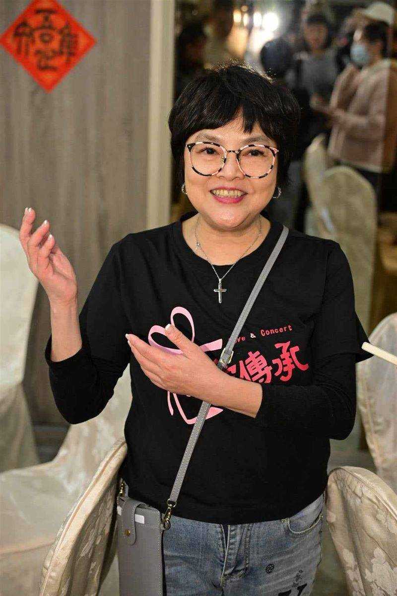 曝袁惟仁意识不清!摔成植物人 靠姐姐贴身照顾喂奶喂水
