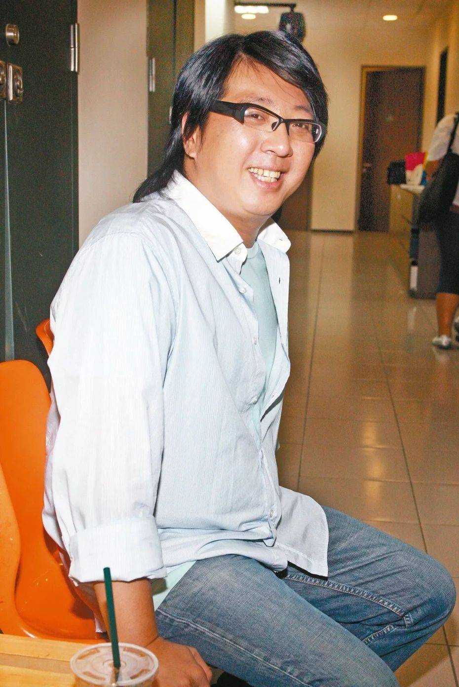 曝袁惟仁意识不清!摔成植物人 靠姐姐贴身照顾喂奶喂水