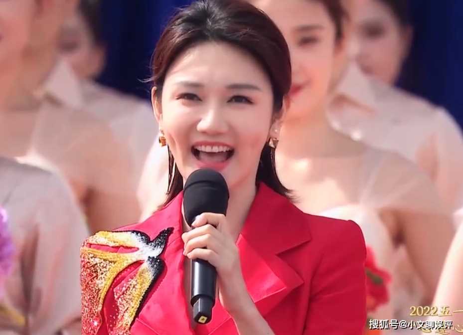 2024春晚彩排现场曝光!龙洋与尼格买提同台 巨星阵容激发期待