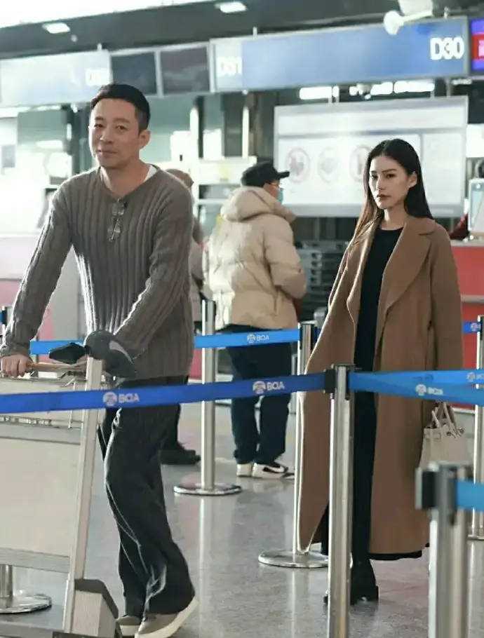 张兰回应汪小菲恋情 对儿子的恋爱态度积极开放