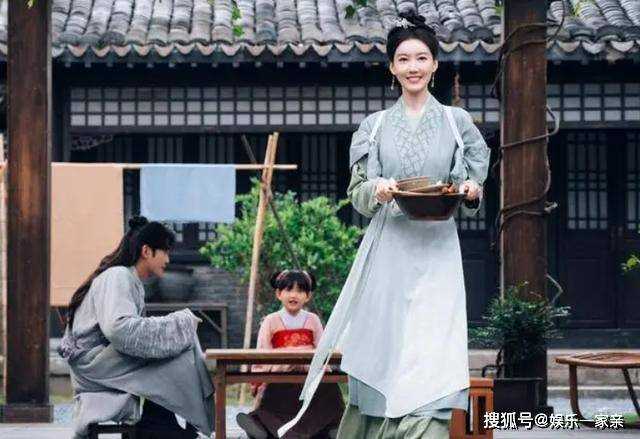 《庆余年2》新角色登场！范闲红衣高马尾亮相 庆帝新老婆十分惊艳
