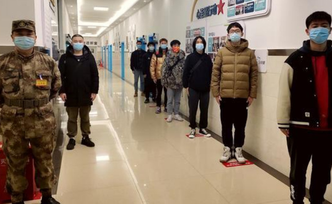 2024年上半年征兵工作有序展开,各地如何激励青年报名的呢