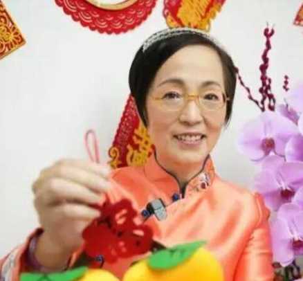“石榴姐”苑琼丹被菲律宾封为公主 回香港老公都要下跪迎接
