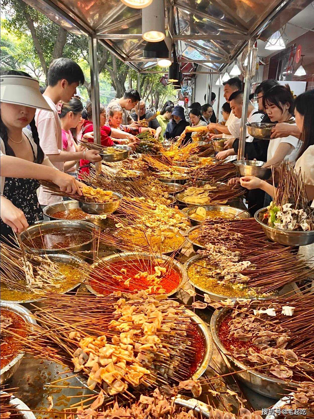 “一元一串的钵钵鸡”火到台湾