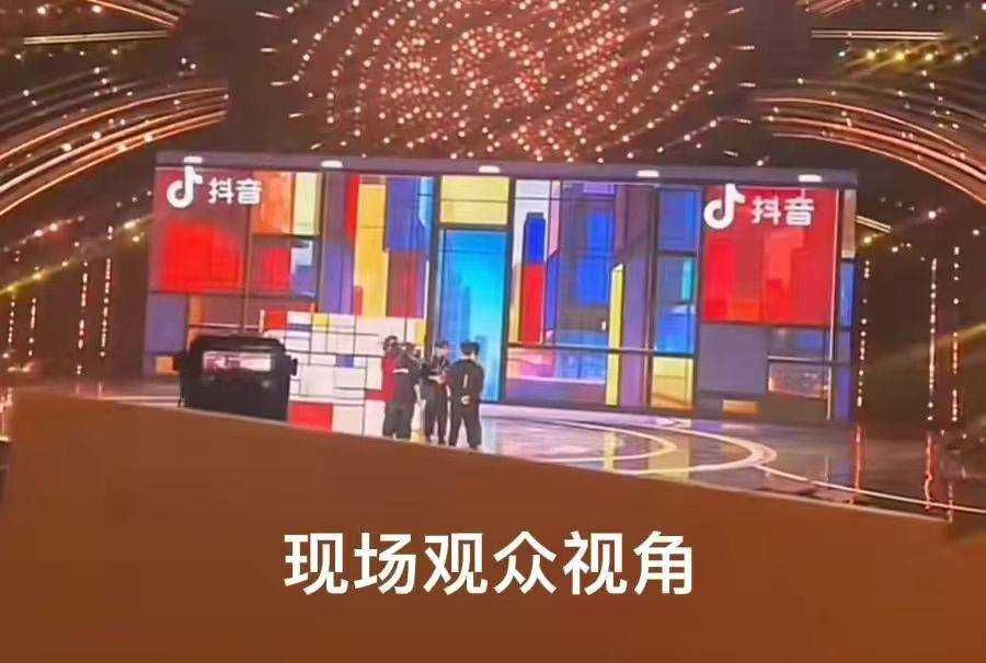 邓男子撕下面具变成沈梦辰了 一套行云流水的操作让观众看了直呼太震撼了