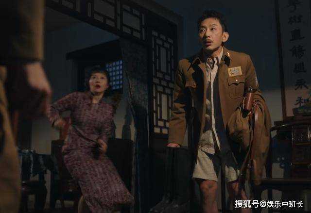 《狗剩快跑》在炕上搞人情世故?妻子的装傻 间接揭露了侯七的虚伪嘴脸