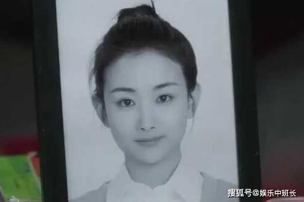 《要久久爱》剧情大反转:黄瀛子找到蓝斌 看见蓝亦菲遗照瞬间崩溃