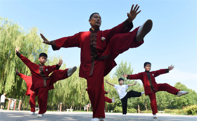 练太极拳的好处有哪些,太极拳的练习要求有哪些