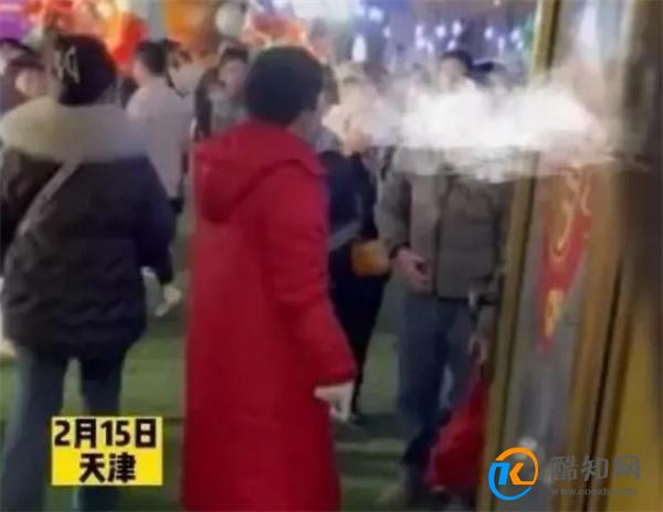 天津景区男厕改女厕男子带队闯入 男厕改女厕的影响