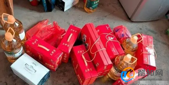 拜年礼盒被送一圈又回自己手里 春节送礼的习俗怎么来的