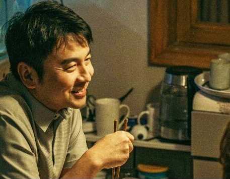 《第二十条》韩明有没有转正?《第二十条》张主任知道儿子霸凌吗?