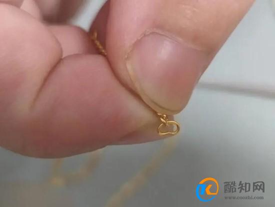 送妻子的金项链竟被磁铁吸起 买黄金首饰的注意事项