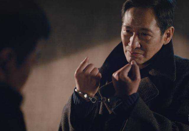《南来北往》亲手将好友送进监狱!马魁用一条围巾 保全了明杰的体面
