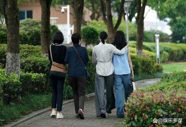 《烟火人家》李衣锦大义灭亲手撕李诚智 被打断腿净身出户这一幕太解气