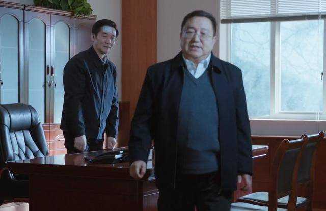 《江河日上》新官上任三把火!郑寒江空降成副市长 领导班子陷混乱
