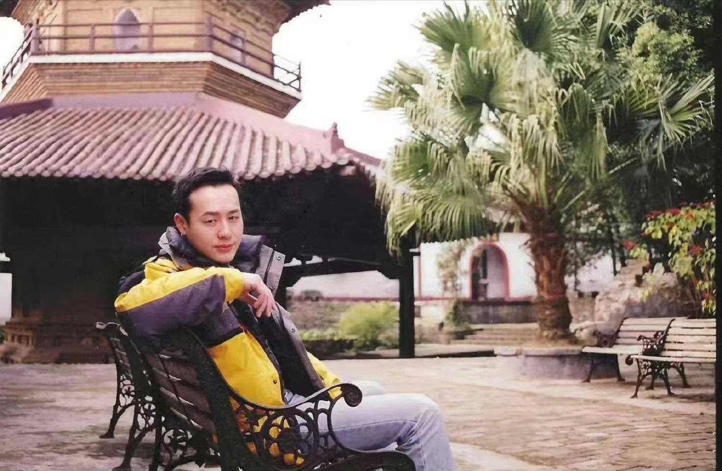 张颂文生活经历到底多丰富?早期在深圳当导游 还荣获广东最佳导游