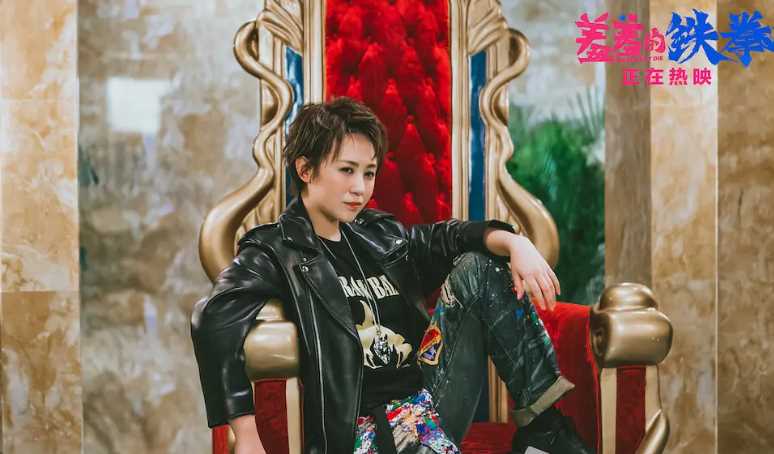 影坛再添传奇!贾玲个人票房破100亿 和张小斐影后成双