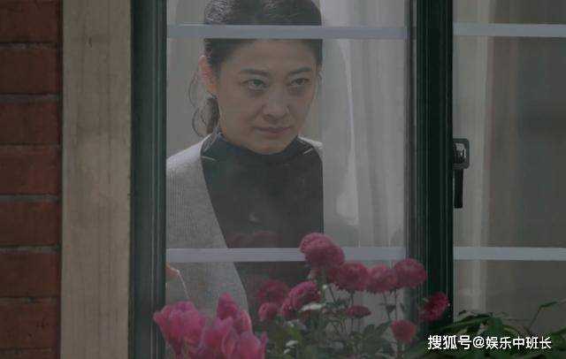 《江河日上》无视他妻,深夜闯入郑寒江的家!苏娜的主角光环太刺眼