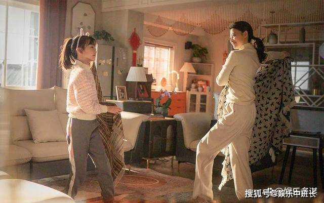 《江河日上》小耳朵被绑意外露出脚踝胎记 钱起崩溃痛哭:怎么是你