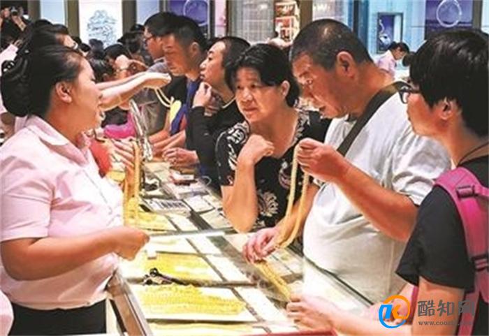 北京大妈200元时买入黄金赚大了 黄金投资的注意事项