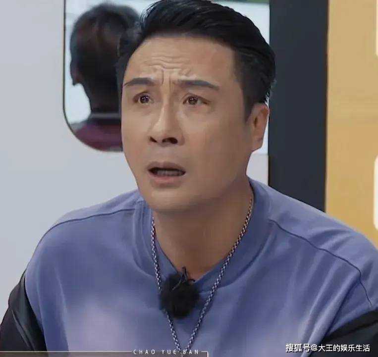 好损的儿子！费曼辣评吴镇宇 暗示钱难挣