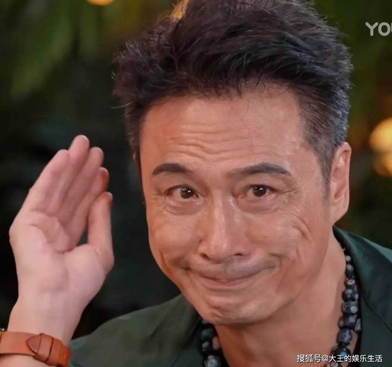 好损的儿子！费曼辣评吴镇宇 暗示钱难挣