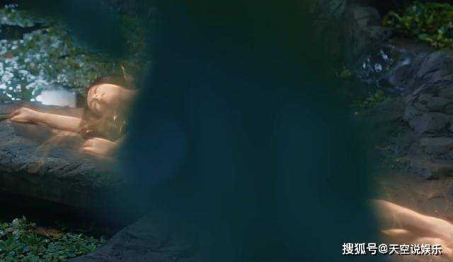 《与凤行》第一集就被看个精光!碧苍王的一世英名,全毁在行云手里了