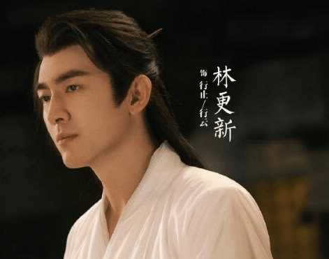 《与凤行》行云什么时候恢复神君身份?《与凤行》拂容君的官配cp是谁?