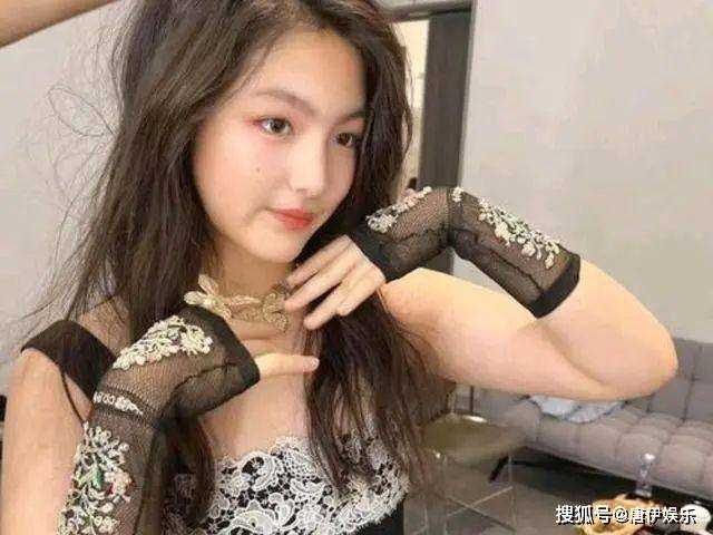 这才是公主级待遇!王诗龄砂锅铺满了黑松露 奢华生活引羡慕
