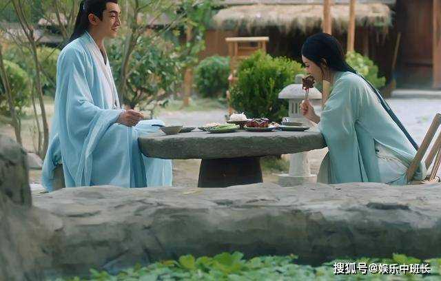 《与凤行》对美食来者不拒!看了赵丽颖的吃戏 才懂古装剧为何会成她的统治区