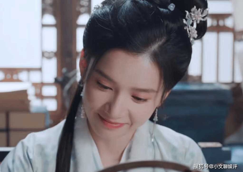 《惜花芷》开播!张婧仪绝美动人 胡一天的“马脸”却给我当头一棒