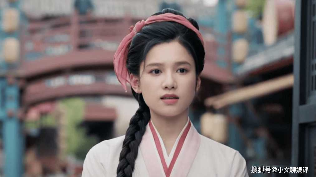 《惜花芷》开播!张婧仪绝美动人 胡一天的“马脸”却给我当头一棒