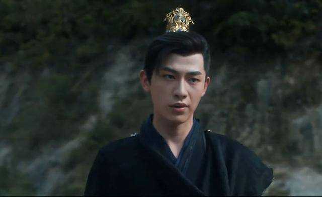 《与凤行》逆不了天,驯服不了魑魅!六冥最成功的事便是造了苻生