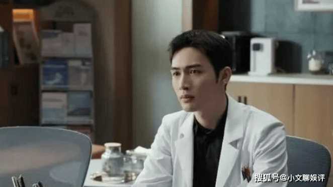 《手术直播间》天才医生郑仁的身世是什么?郑仁给仇人做手术了吗