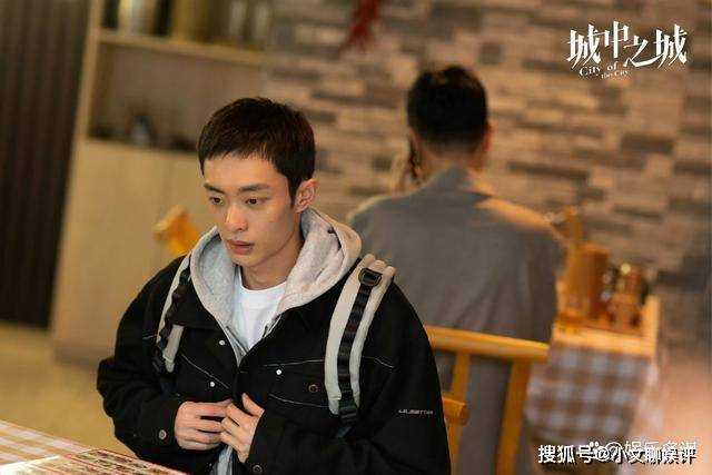 《城中之城》赵辉怎么也想不到！最亲近的他 才是隐藏最深的毒蛇
