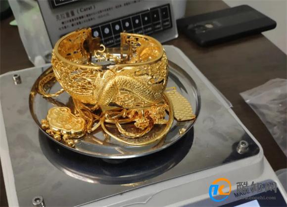 黄金现在该买还是卖 黄金涨跌的原因