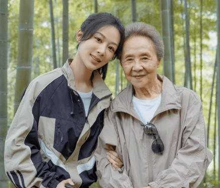 《承欢记》奶奶第几集死的?奶奶因病去世后兴安里酒店留给谁了?