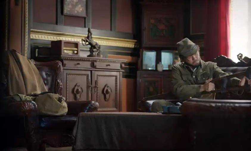 《哈尔滨1944》疯狂的罗宾汉才是剧中最聪明的人 难怪关雪念念不忘